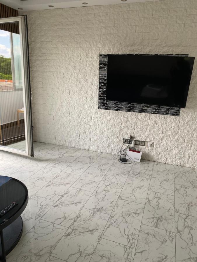 Apartmán 4 Zw M. Blick V. Balkon Auf Lech Augsburg Exteriér fotografie