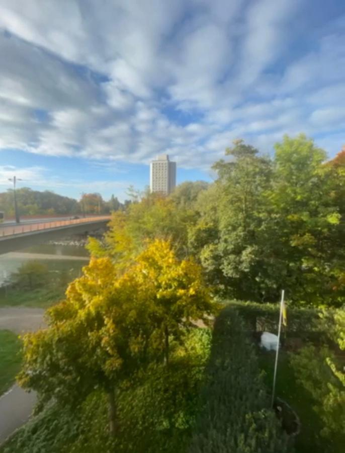 Apartmán 4 Zw M. Blick V. Balkon Auf Lech Augsburg Exteriér fotografie